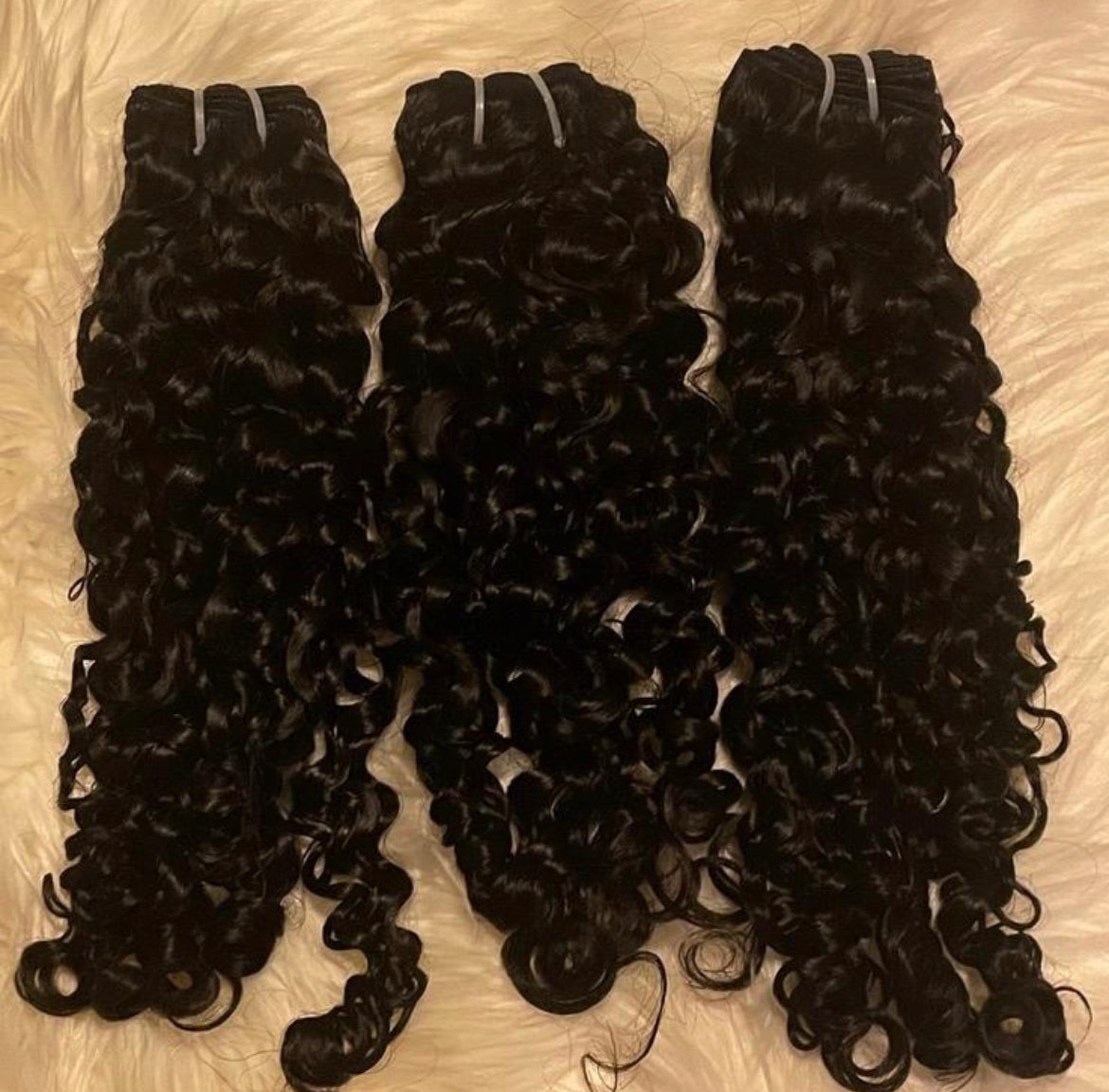 18”18”18” loose curly bundles on hand ready to ship